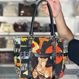 FERRAGAMO RARE TOTE @SWEETTART329 199/199 used